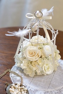 リングボーイやリングガールに人気のリングピロ