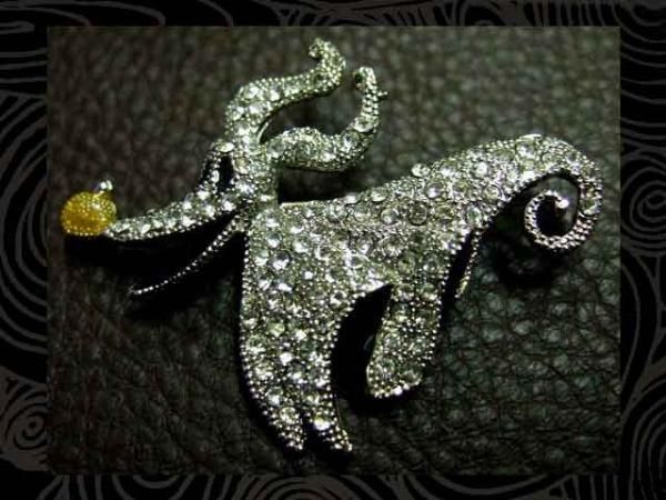 ビンテージスワロフスキー＊クリスタルスノーフレイク スワロフスキージュエリー スノーフレイクブローチ Snowflake brooch – 代官山クリスマスカンパニ