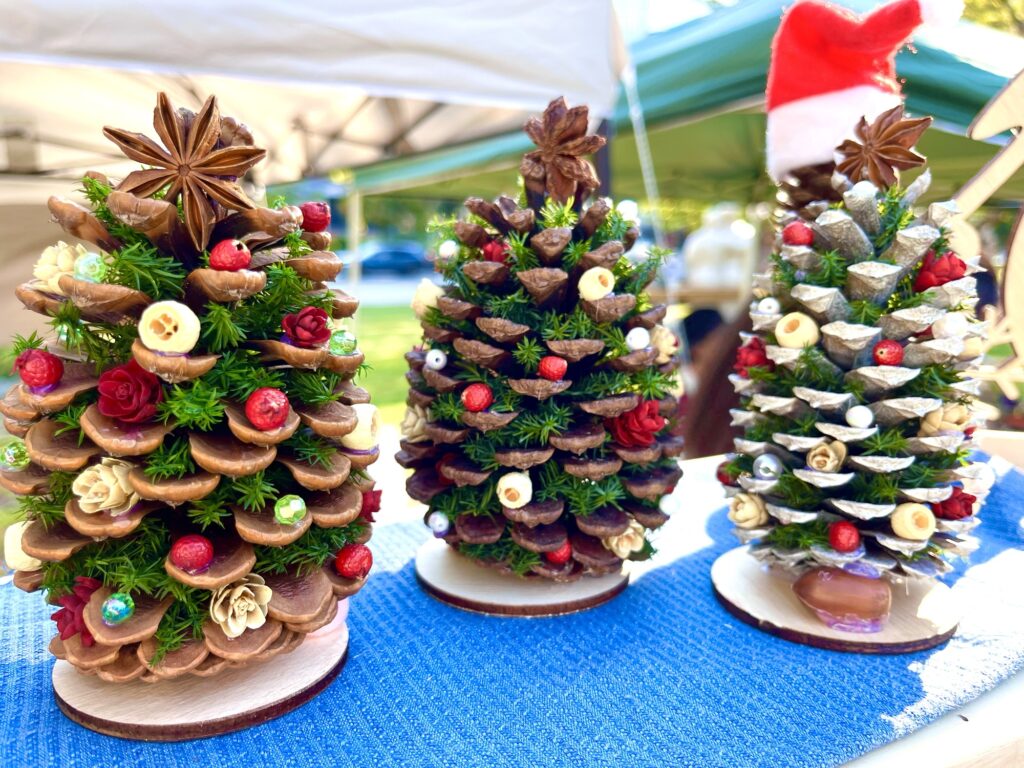 意外と知らない？！ クリスマスのデコレーションに込められた深い意味KAJA