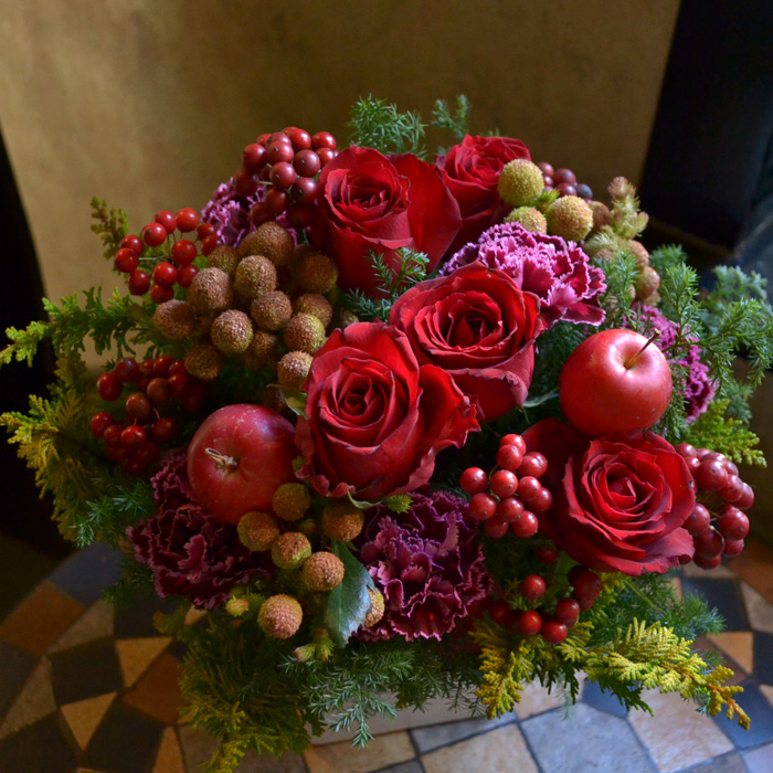 季節のアレンジメントレッスン～12月 雪降る森のクリスマスアレンジ京都 フラワーアレンジメント教室ブーケ 花束 フラワー レッスン 体験レッスン 月ノヒナタ