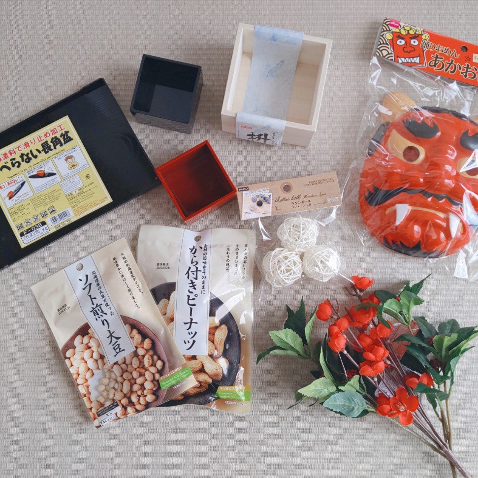 ダイソー購入品👹節分 は過ぎたけど 兄妹で付けてたら可愛い😍⁉️と思って思わず買っておいたマメ鬼さん👹万華鏡は、ちょっとリメイクして、娘の七五三撮影の小道具にしようと思って買いました👘他にも、ミニチュア畳やお手玉ダイソーには和の品物が盛りだくさんですね