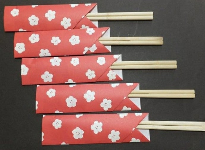 お正月の高齢者レクに箸入れを手作りで製作しませんか？折り紙で着物を作ろうAll how to makeお役立ちサイト