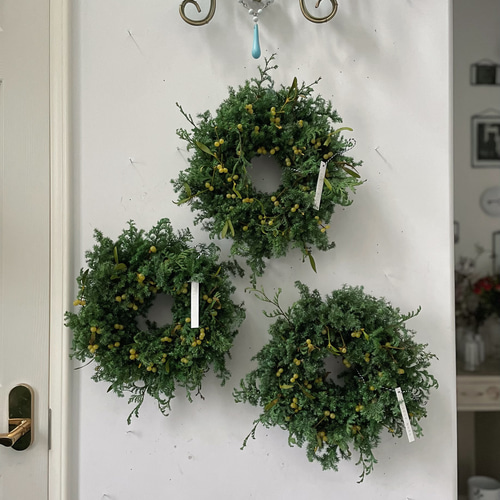 メリークリスマスのレタリングつまらない鐘とヤドリギ イラストEPS 無料ダウンロード - Pikbest