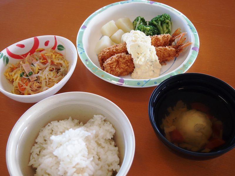 年末年始の献立おかず30選！三が日〜1週間の料理メニュー例もレシピで紹介！ ちそう