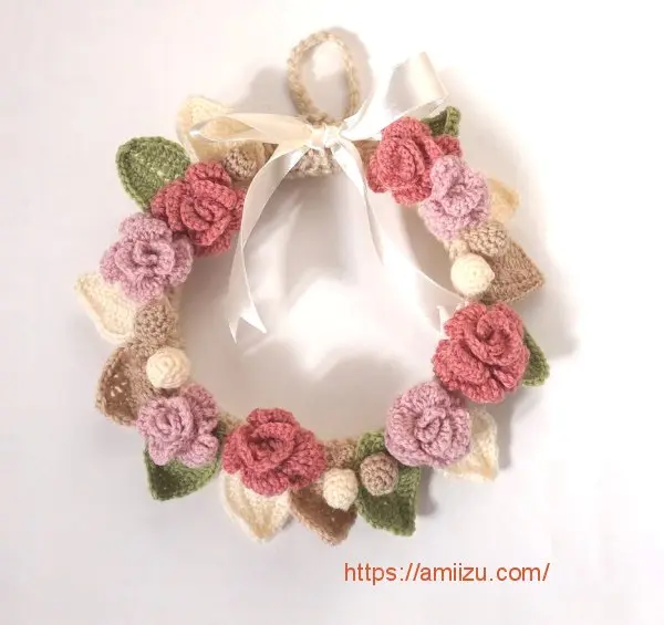 ハロウィンやクリスマスに！10分で簡単毛糸のリースKNIT LABO BLOG