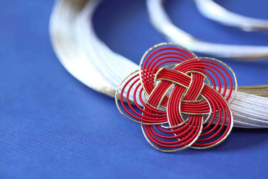 ご祝儀袋やお年玉に◎水引きの基本の結び「梅結び」を手作りしてみよう※動画ありCraftie Style