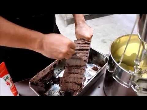 キャンプおやつ CHUMSのホットサンドメーカーで簡単『たい焼き』 作り方夫婦でキャンプ△焚き火