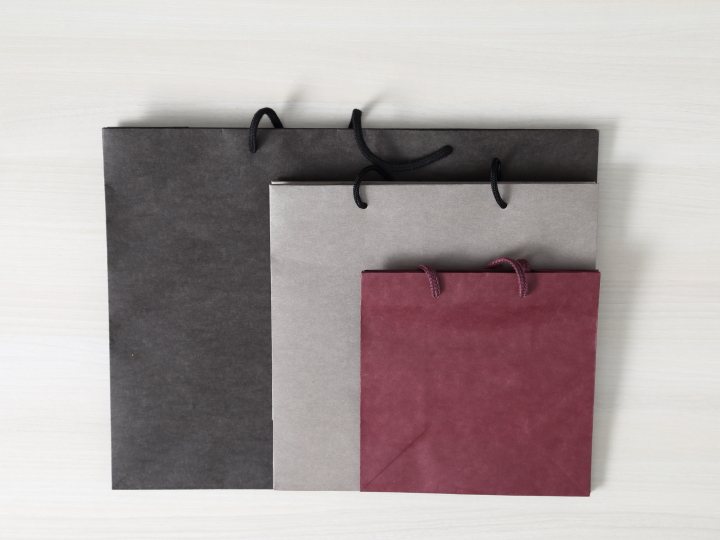 ダイソー＆セリアの紙袋は何がある？100均のおしゃれ・かわいい紙袋32選