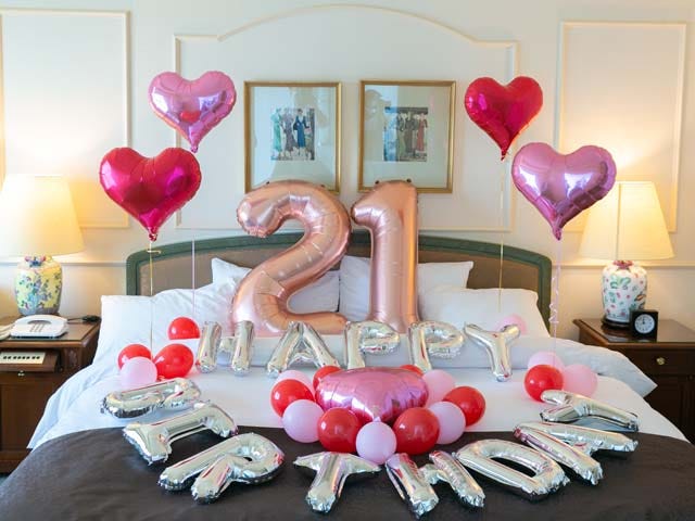 東京 特別な日のためのバルーンデコレーションを飾り付けしてくれる ホテルニコリギフト