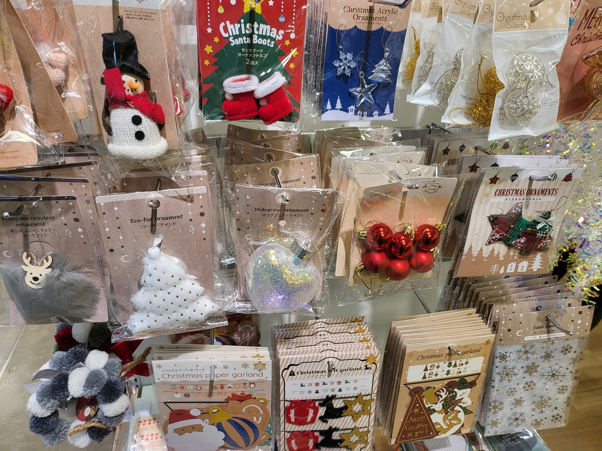 2024 ダイソーのクリスマスグッズ25選 !オーナメント＆置物やディズニーなどおすすめ特集ワタシト