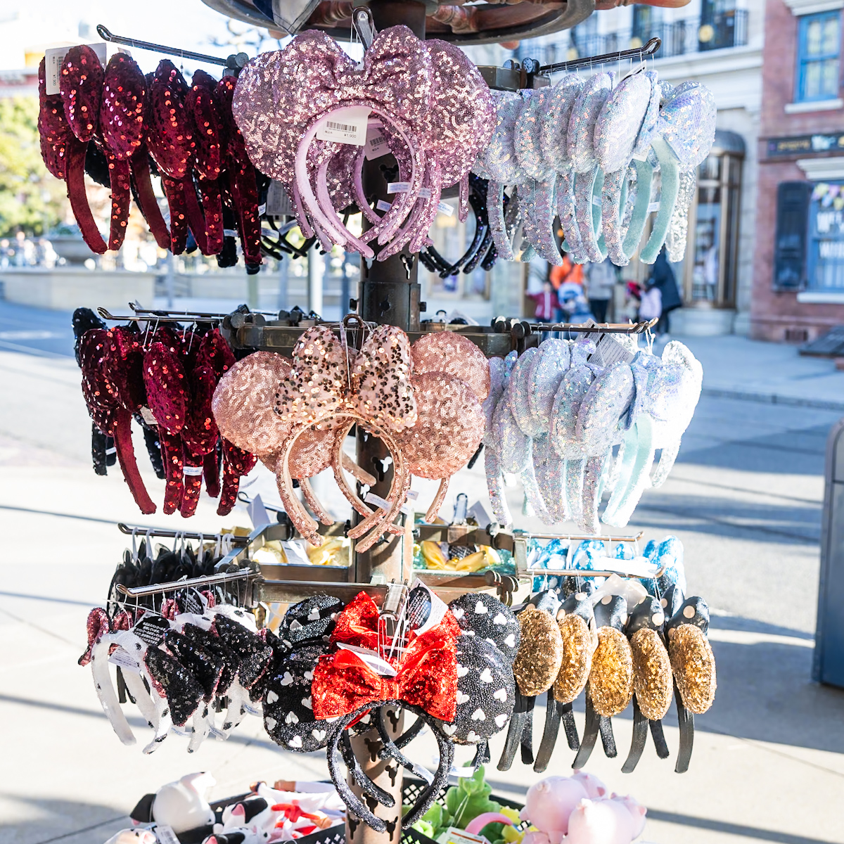 ディズニー ピンク カチューシャ 4人 お揃い コーデ