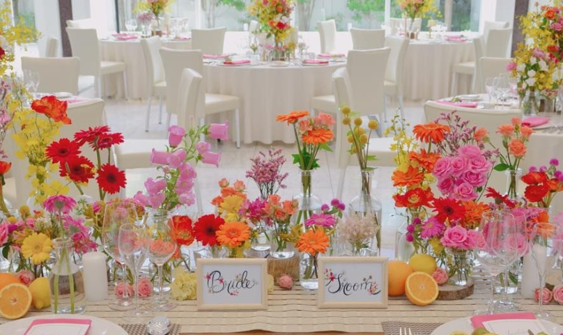 結婚式のテーブル装飾！“花以外”でステキに飾るアイデア集！結婚ラジオ結婚スタイルマガジン