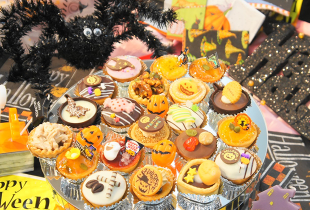 お取り寄せスイーツ かわいいハロウィンふわふわパンケーキが新登場！大阪のパンケーキカフェ cafeblow