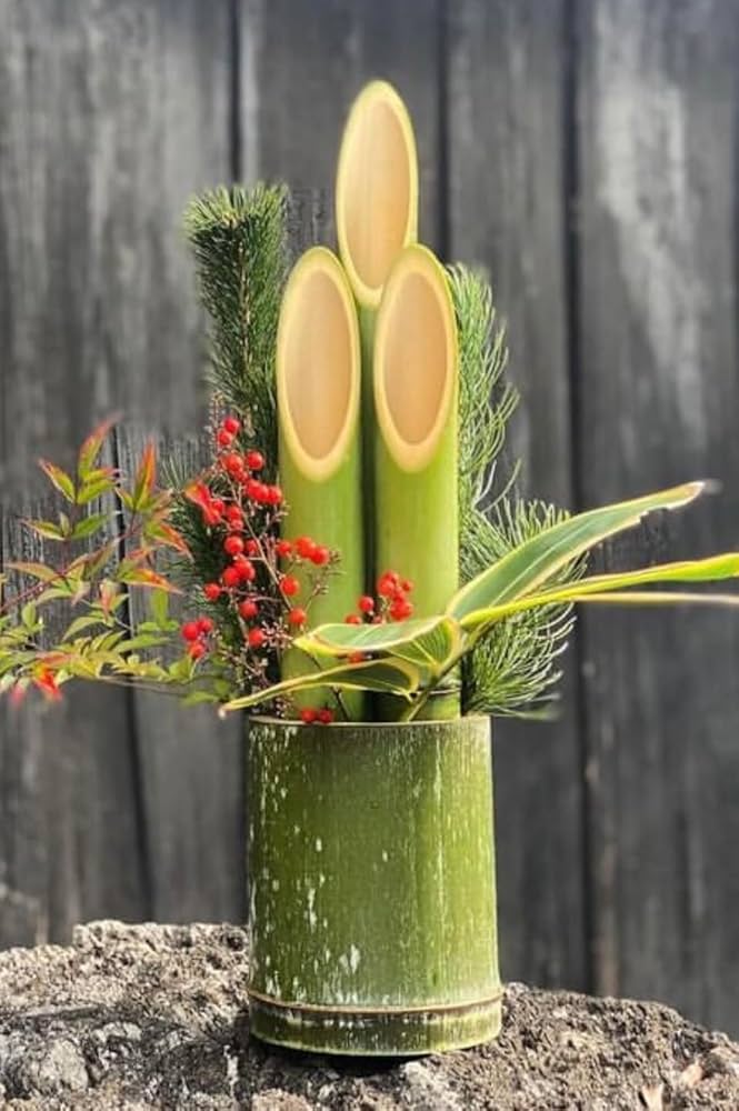 お手軽工作「竹の正月飾りを作ろう」12月23日 土タカミヤ環境ミュージアム