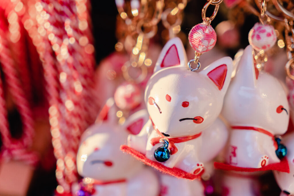 伏見稲荷のお札とお守り - 巡礼ブ