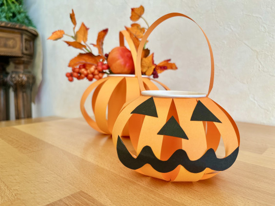 かぼちゃのお菓子バック：ハロウィン工作 – もぽにゃのらぼらとり
