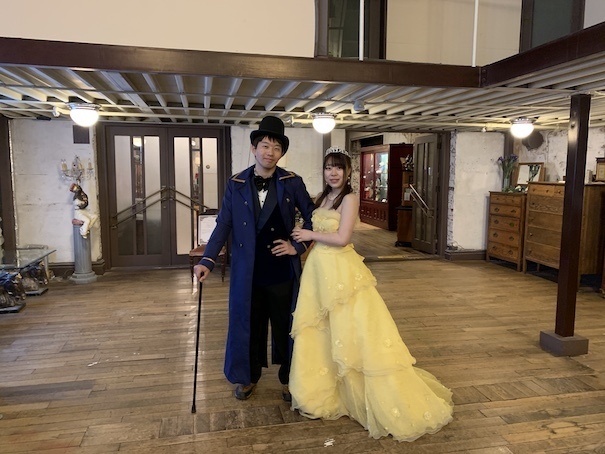 カップルで着放題プランを ご利用いただきました。 とても仲の良いお二人と 楽しい撮影となりました。ドレスリゾートこわくび貸し切りたいせつなたからもの写真すきな人と繋がりたいお姫様スマホでカメラマンだいせん宣伝部ドレス着放題プランドレス体験