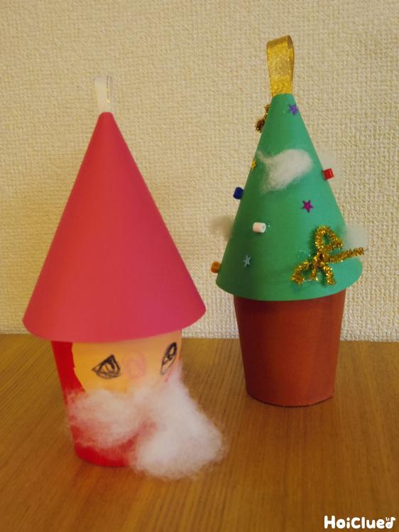 紙コップや段ボール、風船など身近な材料でつくれるクリスマス飾り🎄 段ボールツリーは折り紙やシールなどで自由にデコレーション♪ 紙コップの雪だるまやトナカイも、お好みのお顔にアレンジを楽しめます⛄️♡風船のひいらぎはクリスマス会の飾り付けにもおすすめ