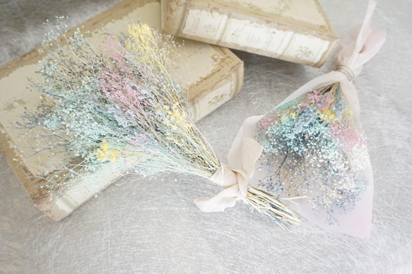 カスミソウの花束ピュアホワイトブーケＭサイズリンクフローリストバラの花束やフラワーギフト