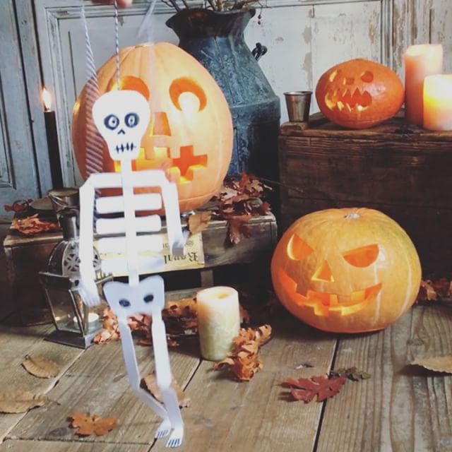 ハロウィンのかぼちゃの顔の表情のイラストセット素材 ジャックオランタン233642157- イメージマート