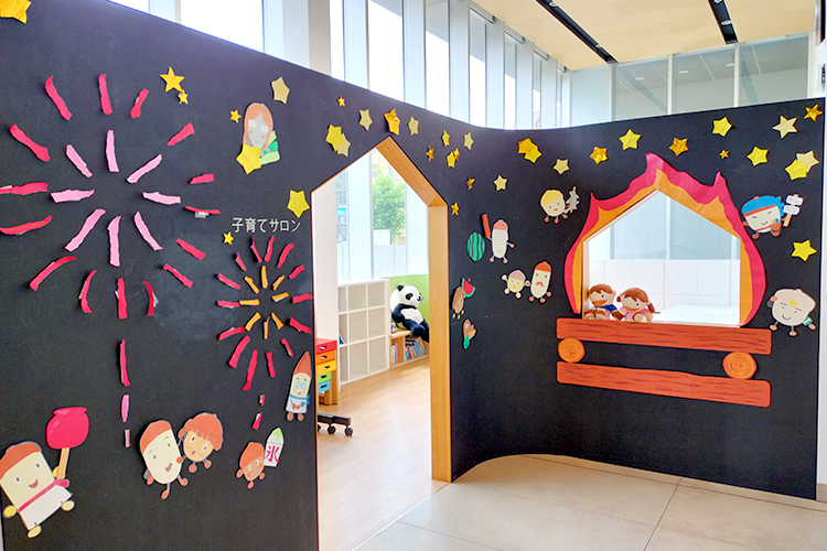 壁面飾り工房本店 壁面装飾・パネルシアター・ペープサート・型紙・知育・保育・介護商品の販売☆壁面飾り工房横80cm 「イルカと遊ぼう！」７月 ８月 夏 海 幼稚園 保育園 学校 病院 施設 知育 壁面装飾 型紙 製作☆