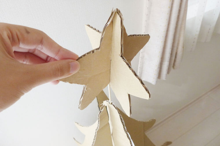 2015 12 10多摩市の小学校でクリスマスツリー作り！ - ダンボール工作の知育玩具 おもちゃ 専門店Moco-ya モコヤ