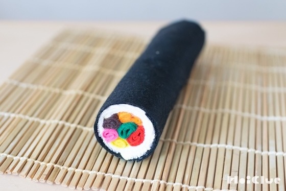 kimie gangiの お花紙工作「巻き寿司」節分の恵方巻にも - YouTube