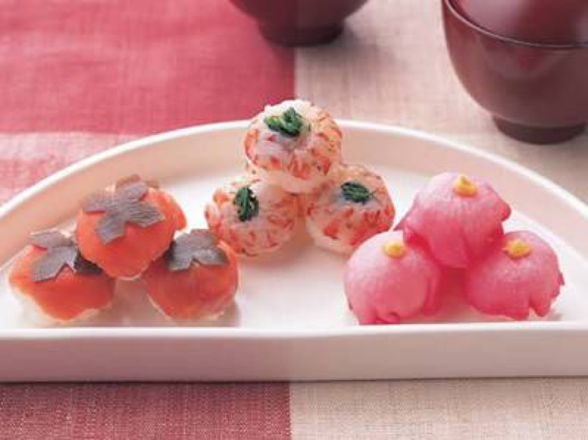 ひな祭りにぴったり♪パッと華やかな「寿司ケーキ」でお祝いしよう！フーディストノート