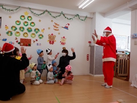 森のクリスマス パネルシアター お話 歌 台本 楽譜つき しかけありパネルシアター・スケッチブック 保育用品販売 risugumi