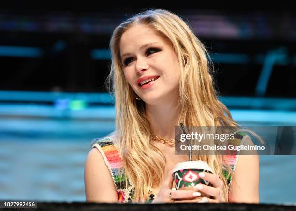 1,340点の女優 エリン・モリアーティの写真と高解像度写真 - Getty Images