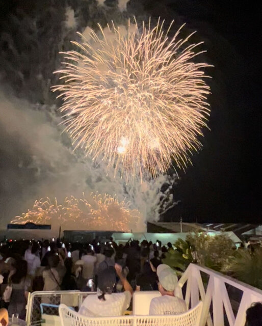サザンビーチ花火大会2024の屋台の場所はどこ？食べ物や値段も気になる！ - なるみや情報