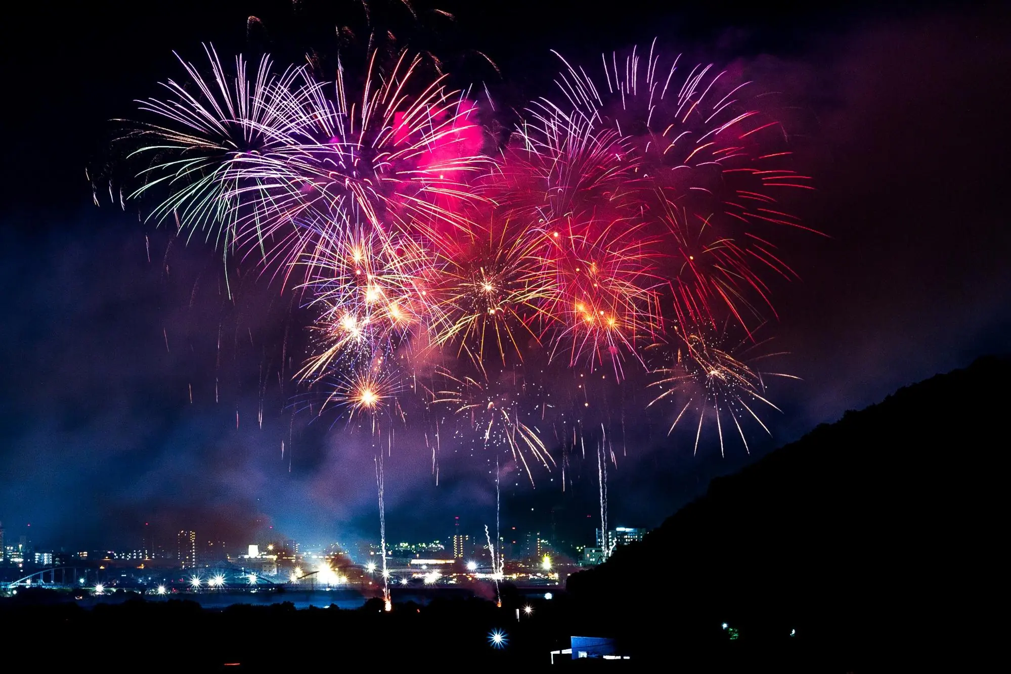 2025.8.4横浜の花火大会！どうやって観ますか？たまにはゆったりと鑑賞もいいですね☆Amex会員限定 - 妄想トラベラ