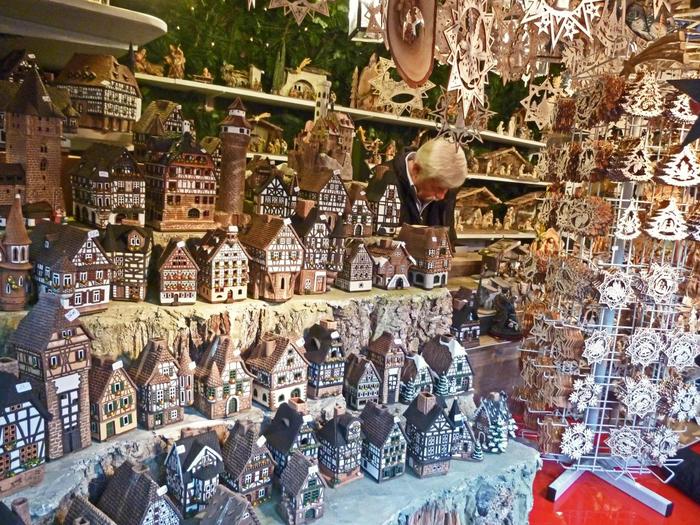 バイエルン州ニュルンベルクのクリスマス マーケット — ストック編集用写真©Kisa_Markiza 165954028