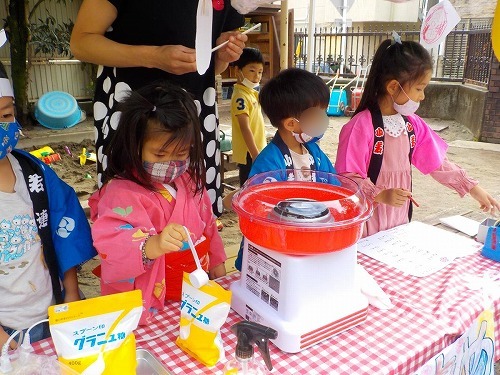 Amazonダンボール製遊具・家具専門店 punnyほいく 屋台 お店屋さんごっこ ダンボール製 簡単組み立て 日本製 ごっこ遊び ギフトプレゼント お遊戯会屋内遊具おもちゃ