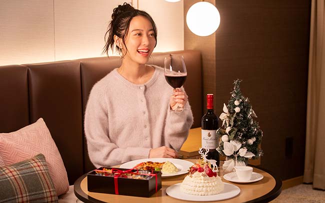 友達と家でクリスマスパーティーTikTok