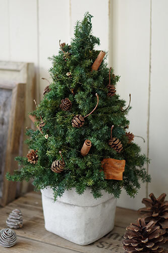 これ1つでグレードアップ！クリスマスツリーの足元をおしゃれにカバー ツリースカートを手作りしようnunocoto fabric