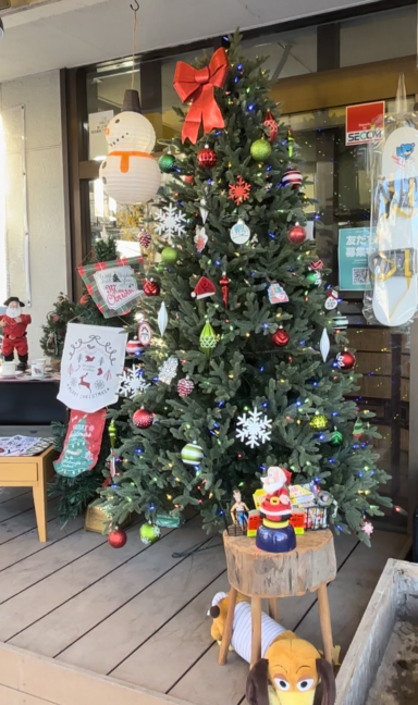 *⁡ *⁡, メリークリスマス🎄🎅⁡, &⁡, 屁リークリスマス🎁✨⁡ *⁡, みなさん素敵な⁡, クリスマスを⁡,お過ごしくださいね😊😊😊💩✨⁡ *⁡ *⁡, クリスマス投稿も⁡, やっぱり、、😳😳😳💩💨💨⁡ *⁡ *⁡ *⁡,絵 イラスト 絵が好き 絵が好きな人と繋がりたい イラストグラム illustration おもしろ おもしろい絵 きもかわ シュール シュールな絵 子育て