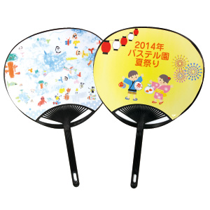 初めての運動会に向けて推しうちわを作成！当日も大好きなお父さんお母さんに持って応援をしてもらい、ニコニコで楽しむ事ができました♪明日葉保育園明日葉保育園元住吉園3歳児一人ひとりに寄り添う保育主体性を育むあしたばマインド ＃初めての運動会 推し