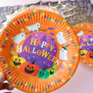キャンドゥのハロウィン紙コップや紙皿、100均パーティーグッズ