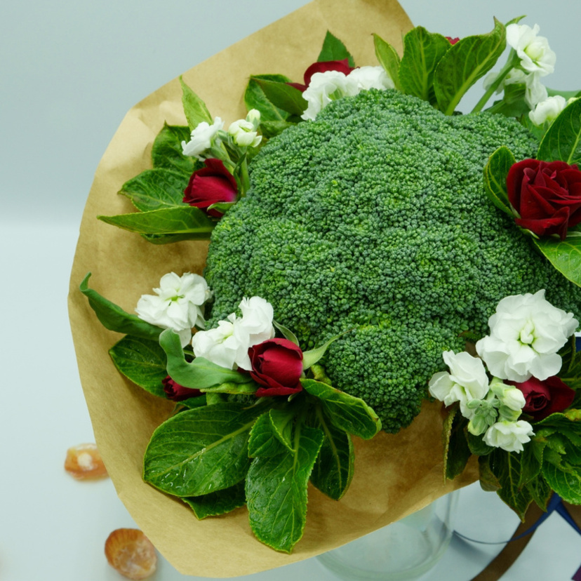 ミニカプリコのお菓子ブーケ💐🥰 見た目も華やか✨️ ウェディングでのブーケトスや新郎のブーケトス などで大活躍💐👰🤵 イベントの景品やお子様へのギフトにも😊🙆‍♀️ギフトお菓子ブーケギフトブーケブーケトス新郎子供ギフトイベントギフト