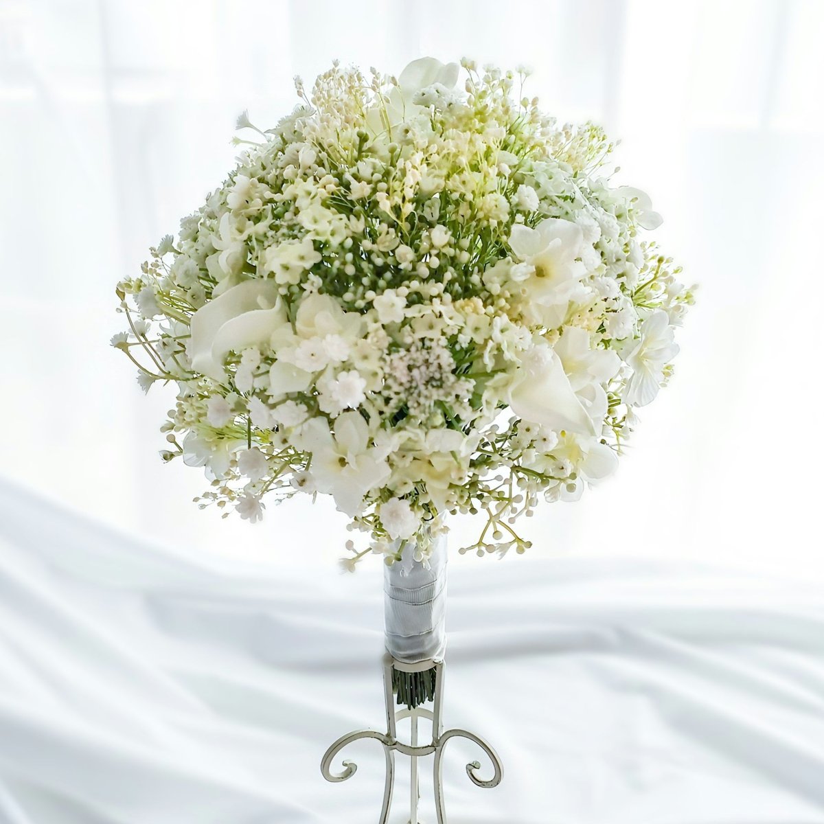 実例あり 可愛い「かすみ草」のウェディングブーケアイデア集！結婚ラジオ結婚スタイルマガジン