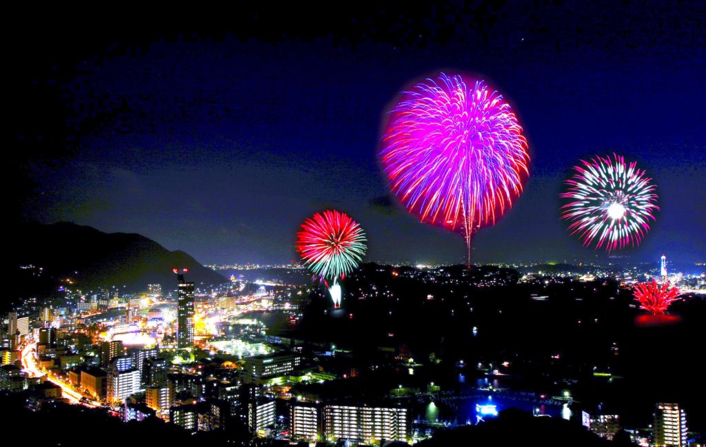 関門海峡花火大会イベント公式 福岡県の観光 旅行情報サイト「クロスロードふくおか」