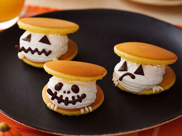 ハロウィンと保育パーティー、出し物で使える製作ゲーム・仮装と給食・おやつ