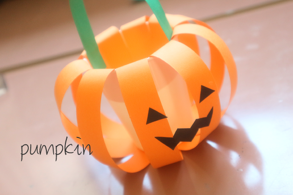 創作ハロウィンカクテル」が