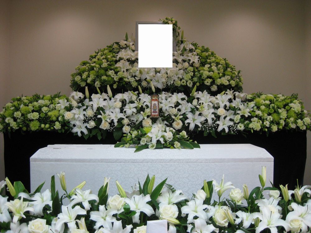 一般葬 白菊尼崎市の家族葬・葬儀・お葬式は、葬儀社・花金が承ります