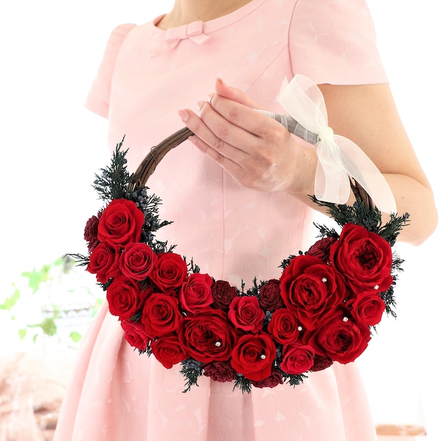 インスタ発 おしゃれ花嫁が今持っているブーケは「リース」！ゼクシィ