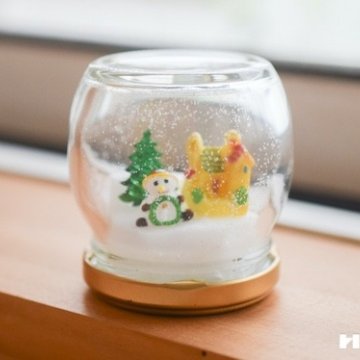 毛糸をあしらったクリスマスブーツ飾り 製作壁面 保育士・幼稚園教諭のための情報メディア ほいくis ほいくいず