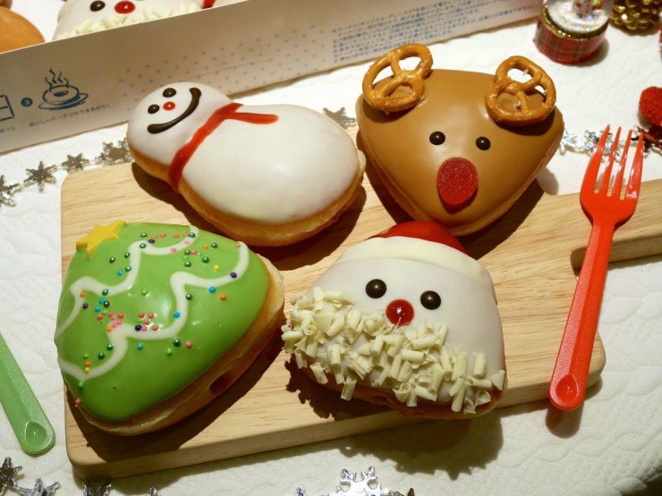 サンタやトナカイがかわいいドーナツに！ 「クリスピー・クリーム・ドーナツ」から 5種が期間限定発売トレンドフード・レシピMart マート 公式サイト光文社