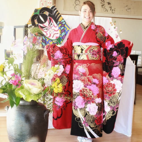 2025年 川越で正月初詣に着物レンタルなら梨花和服 川越店へ！9時から営業中！梨花和服 川越店