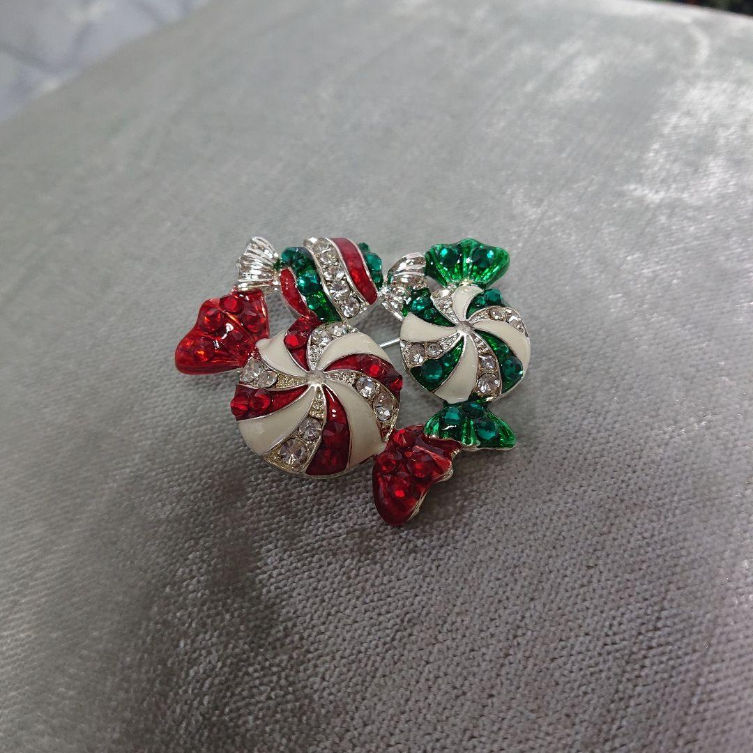 楽天市場 スワロフスキー ハイクオリティー 3D クリスマスツリー ブローチ ギフトポーチ付き : Aquarius